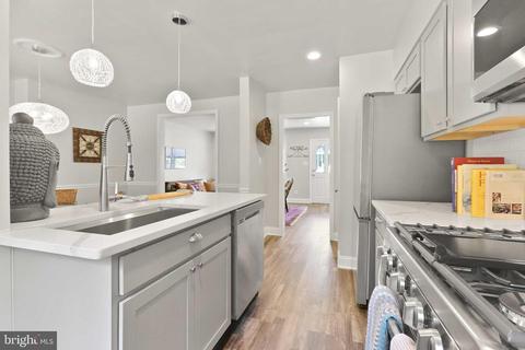 518 Random Rd, Baltimore, MD 21229 photo 18