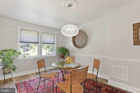 518 Random Rd, Baltimore, MD 21229 photo 13