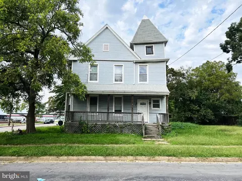 900 N Kresson St, Baltimore, MD 21205