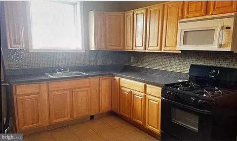 213 N Curley St, Baltimore, MD 21224