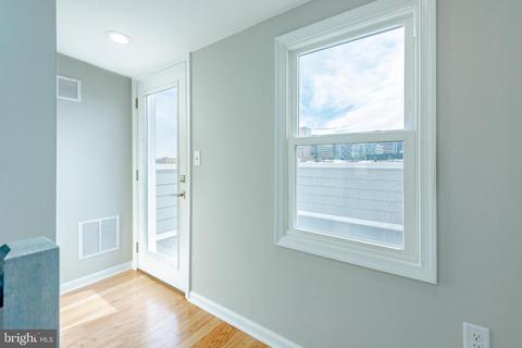 1723 E Biddle St, Baltimore, MD 21213 photo 42