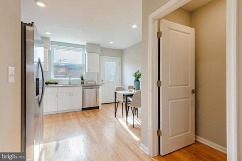 1723 E Biddle St, Baltimore, MD 21213 photo 8