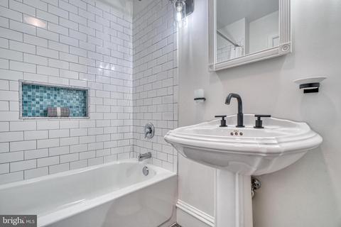 811 S Sharp St, Baltimore, MD 21230 photo 41