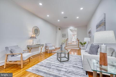 811 S Sharp St, Baltimore, MD 21230 photo 4