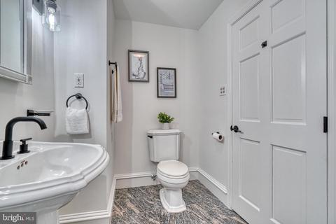 811 S Sharp St, Baltimore, MD 21230 photo 43