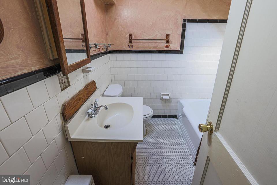  3543 Wilkens Ave, Baltimore, MD 21229 photo 21