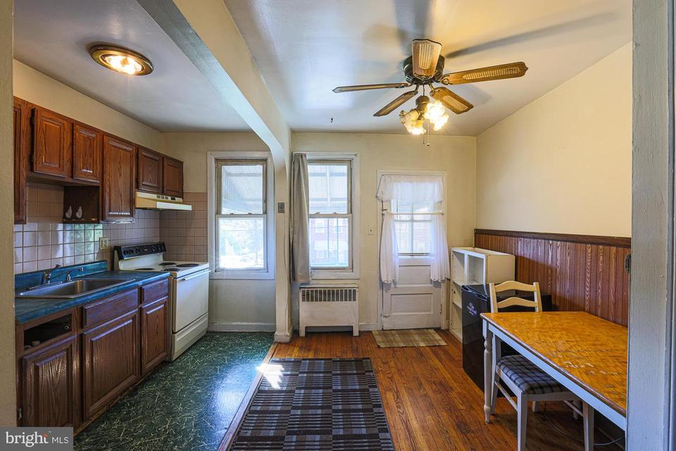  3543 Wilkens Ave, Baltimore, MD 21229 photo 9