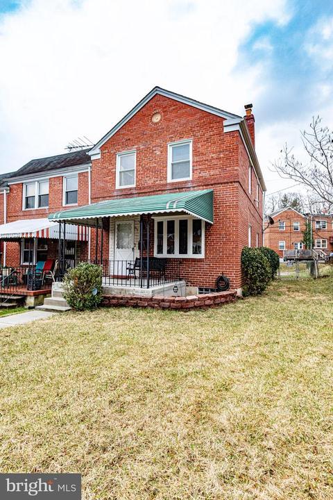 415 Random Rd, Baltimore, MD 21229 photo 1