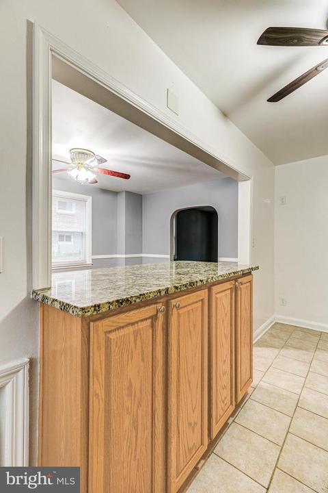 415 Random Rd, Baltimore, MD 21229 photo 12