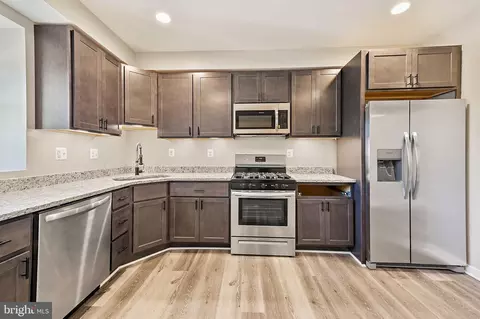 517 E 27th St, Baltimore, MD 21218 photo 8
