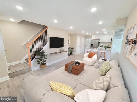 1252 N Augusta Ave, Baltimore, MD 21229