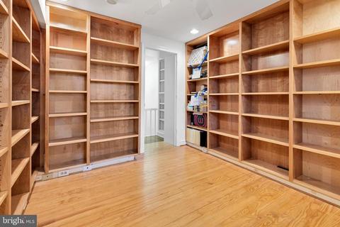17 E Henrietta St, Baltimore, MD 21230 photo 19