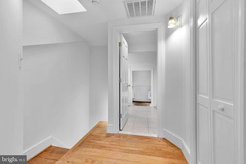 17 E Henrietta St, Baltimore, MD 21230 photo 13