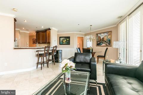 100 Harborview Dr #414, Baltimore, MD 21230