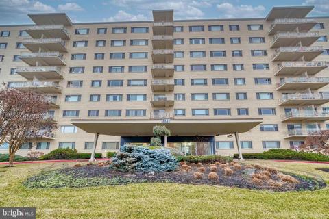 7121 Park Heights Ave #801, Baltimore, MD 21215