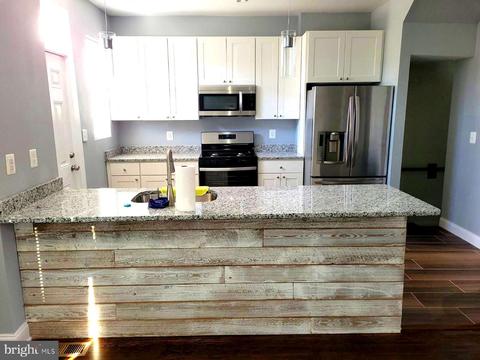 512 N Loudon Ave, Baltimore, MD 21229
