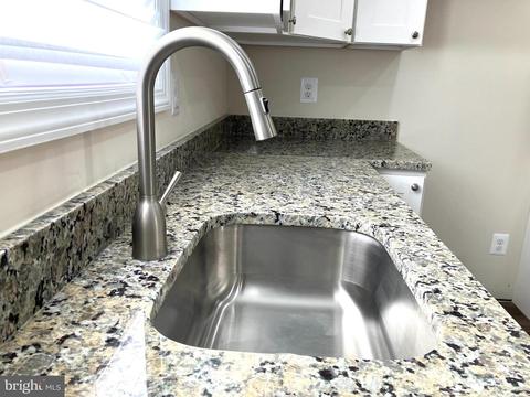 2929 Oakley Ave, Baltimore, MD 21215 photo 7