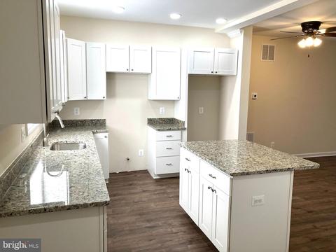 2929 Oakley Ave, Baltimore, MD 21215 photo 6