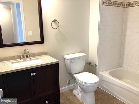 2929 Oakley Ave, Baltimore, MD 21215 photo 8