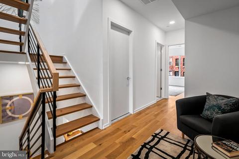 305 E Lanvale St, Baltimore, MD 21202 photo 18