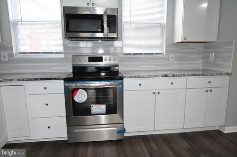 1726 E 29th St, Baltimore, MD 21218 photo 7