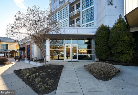 2772 Lighthouse Pt E #103, Baltimore, MD 21224