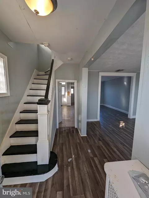 Entry Way - 2012 Presstman St, Baltimore, MD 21217 photo 1 of 4
