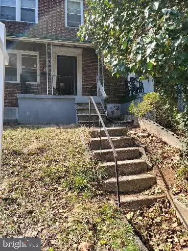 904 Wicklow Rd, Baltimore, MD 21229 photo 2