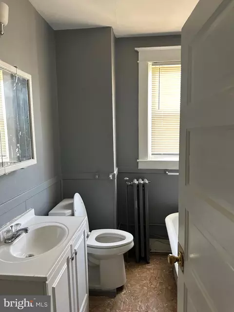 75 N Monastery Ave, Baltimore, MD 21229 photo 24