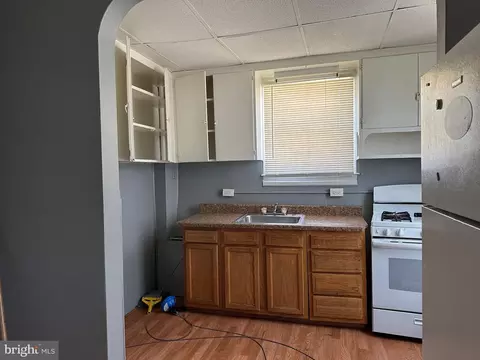 75 N Monastery Ave, Baltimore, MD 21229 photo 20