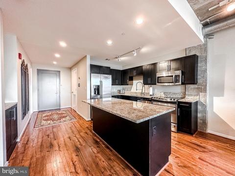 1200 Steuart St #627, Baltimore, MD 21230
