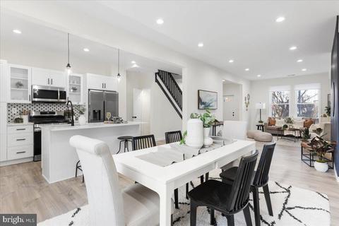 1611 E 33rd St, Baltimore, MD 21218 photo 12