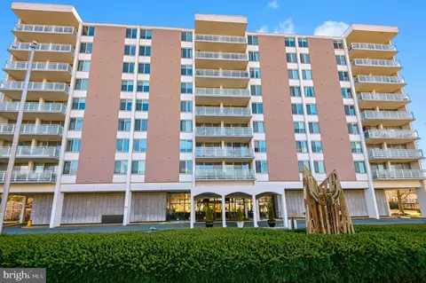6210 Park Heights Ave #401, Baltimore, MD 21215