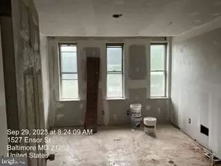 1527 Ensor St, Baltimore, MD 21202 photo 11