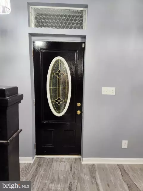 2717 E Chase St, Baltimore, MD 21213 photo 4