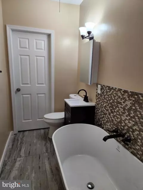 2717 E Chase St, Baltimore, MD 21213 photo 15