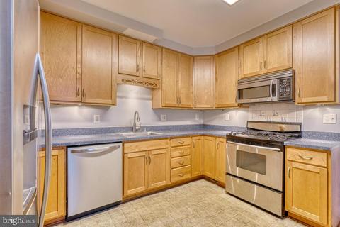 10 S Ann St, Baltimore, MD 21231 photo 15