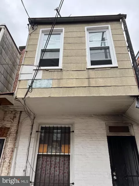Exterior - 2917 E Monument St, Baltimore, MD 21205 photo 3 of 4