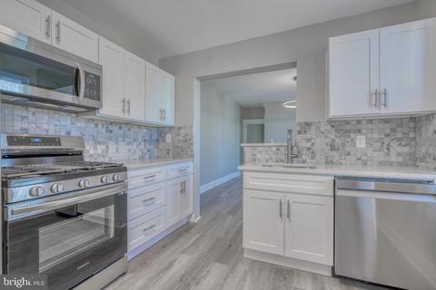 3825 Granada, Baltimore, MD 21207