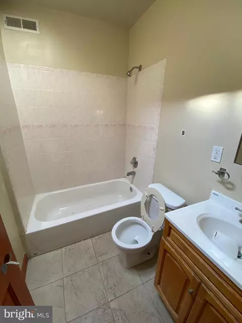 1808 E 28th St, Baltimore, MD 21218 photo 7