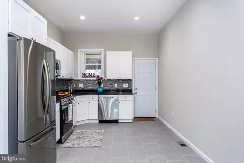 1913 W Mulberry St, Baltimore, MD 21223 photo 7