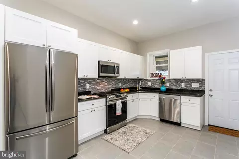 1913 W Mulberry St, Baltimore, MD 21223 photo 8