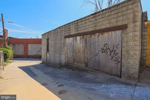 2010 Elgin Ave, Baltimore, MD 21217 photo 8
