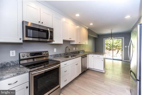 18 E Montgomery St, Baltimore, MD 21230