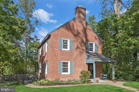 800 Evesham Ave, Baltimore, MD 21212