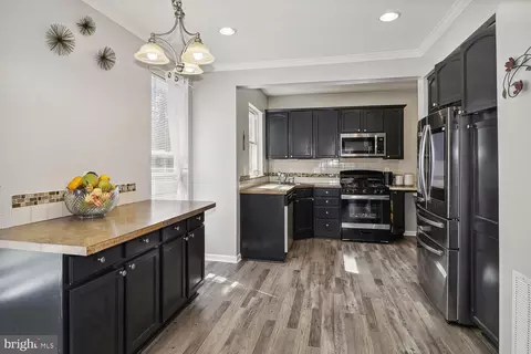 2904 Wayne, Baltimore, MD 21207 photo 5
