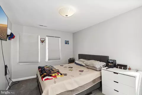 2904 Wayne, Baltimore, MD 21207 photo 8