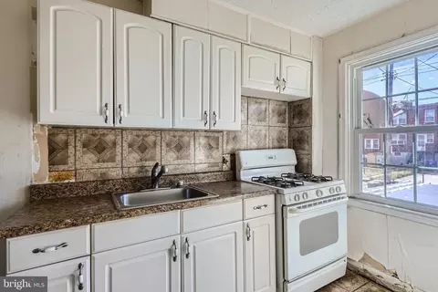 3633 Lyndale Ave, Baltimore, MD 21213 photo 10