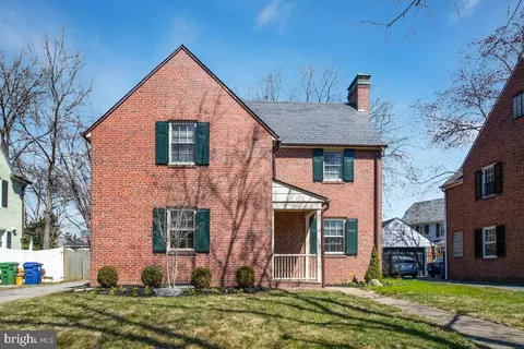 312 Southway, Baltimore, MD 21218