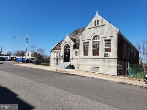664 Pitcher St, Baltimore, MD 21217 photo 1